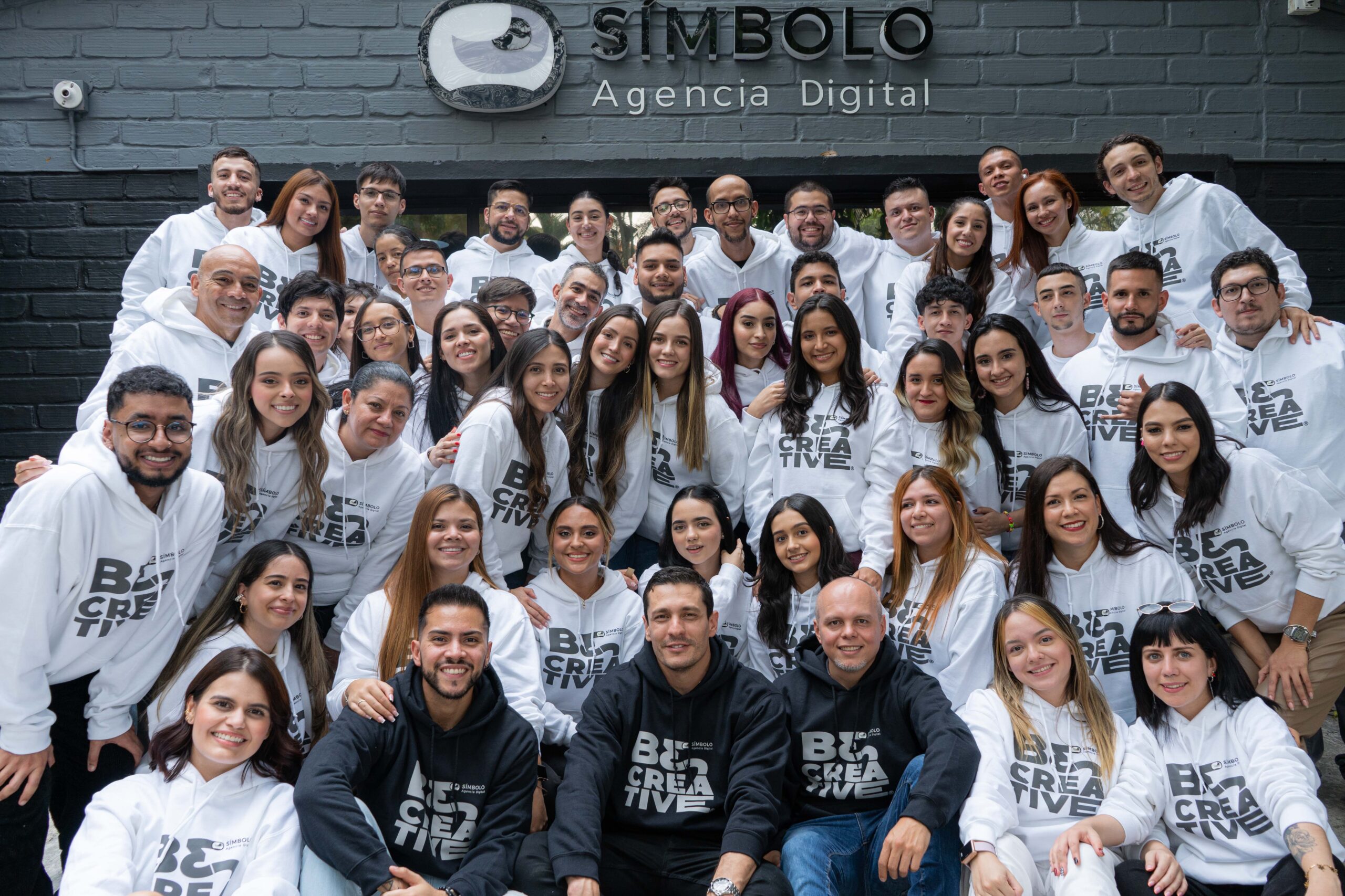 collage equipo actualizado abril 2024.jpg